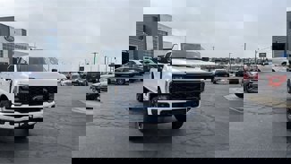 New 2025 Ford F350 Lariat image 1