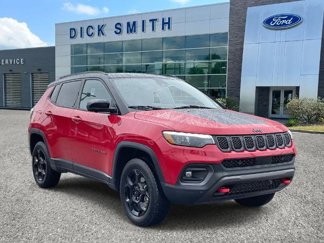 Used 2023 Jeep Compass Trailhawk w/ Trailhawk Elite Group image 1