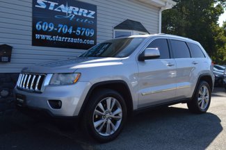 Used 2011 Jeep Grand Cherokee 70th Anniversary image 1
