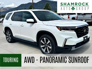 Used 2025 Honda Pilot Touring image 1