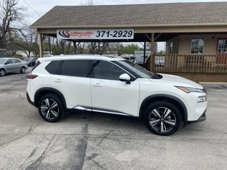 Used 2021 Nissan Rogue SL image 1