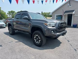 Used 2018 Toyota Tacoma TRD Off-Road image 1