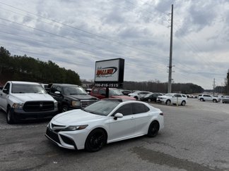 Used 2022 Toyota Camry XSE image 1