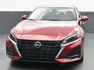 Used 2023 Nissan Altima 2.5 SV image 1