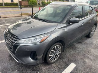 Used 2023 Nissan Kicks SV image 1