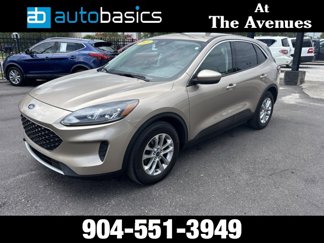 Used 2021 Ford Escape SE image 1