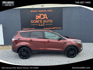 Used 2018 Ford Escape SE w/ SE Sport Appearance Package image 1