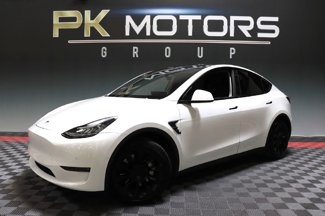 Used 2020 Tesla Model Y Long Range image 1