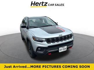 Used 2025 Jeep Compass Trailhawk w/ Trailer Tow Group video 1
