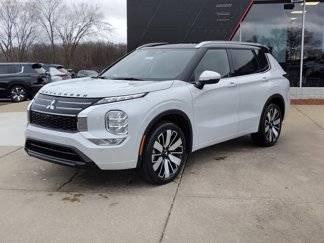 New 2025 Mitsubishi Outlander SEL image 1