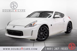 Used 2016 Nissan 370Z Coupe image 1