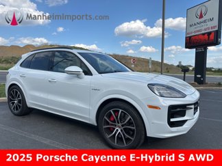 Used 2025 Porsche Cayenne S image 1