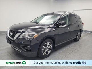 Used 2020 Nissan Pathfinder S image 1