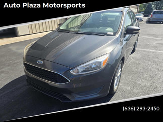 Used 2017 Ford Focus SE image 1
