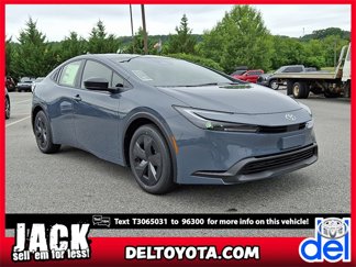 New 2026 Toyota Prius LE image 1