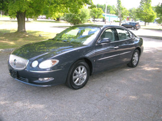 Used 2009 Buick LaCrosse CX image 1