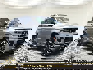 New 2025 Jeep Grand Cherokee Overland image 1