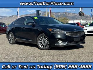 Used 2017 Kia Cadenza Premium image 1