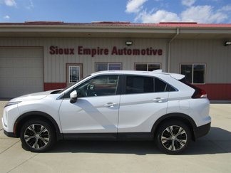 Used 2022 Mitsubishi Eclipse Cross SE image 1