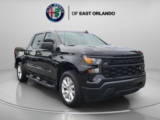 Used 2023 Chevrolet Silverado 1500 Custom image 1