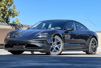 New 2025 Porsche Taycan image 1