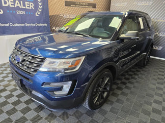 Used 2017 Ford Explorer XLT w/ Equipment Group 202A image 1