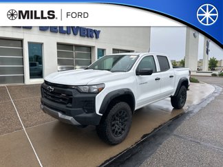 Used 2024 Chevrolet Colorado Trail Boss w/ Advanced Trailering Package image 1