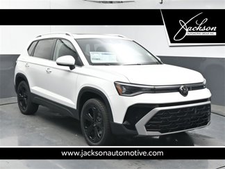 New 2025 Volkswagen Taos SEL image 1