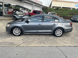 Used 2016 Volkswagen Jetta SE image 1
