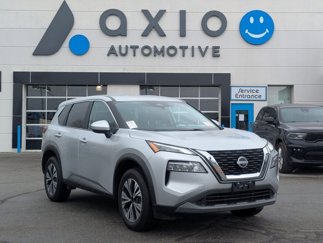 Used 2023 Nissan Rogue SV image 1