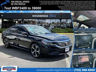 Used 2021 Volkswagen Passat 2.0T R-Line image 1