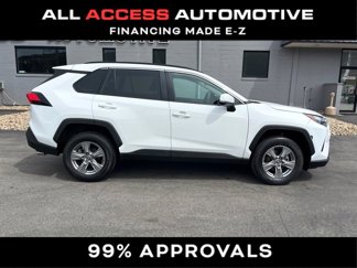 Used 2024 Toyota RAV4 XLE image 1