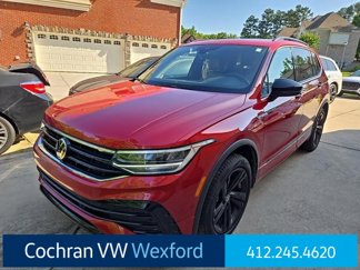Certified 2024 Volkswagen Tiguan SE R-Line image 1