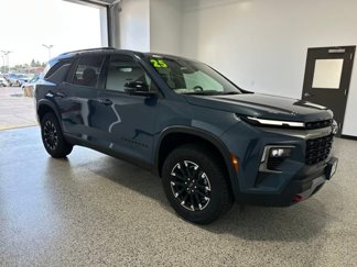 New 2025 Chevrolet Traverse Z71 w/ Driver Confidence Package image 1