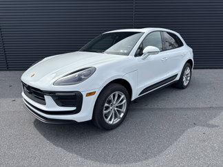 Certified 2024 Porsche Macan image 1