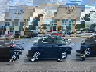 Used 2020 Chevrolet Malibu LT image 1