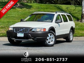 Used 2001 Volvo V70 Cross Country image 1
