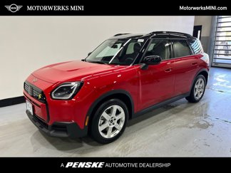 Used 2025 MINI Cooper Countryman S E image 1