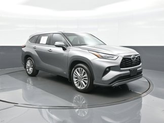 Certified 2025 Toyota Highlander Platinum image 1