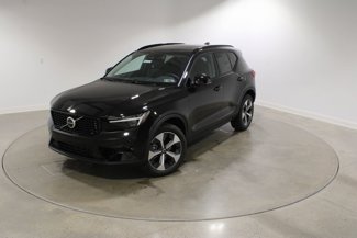 New 2026 Volvo XC40 B5 Plus image 1
