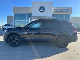 New 2025 Volkswagen Atlas SE image 1