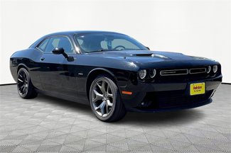 Used 2016 Dodge Challenger R/T Plus image 1