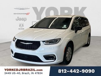 New 2026 Chrysler Pacifica Select image 1
