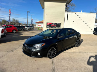 Used 2015 Toyota Corolla L image 1
