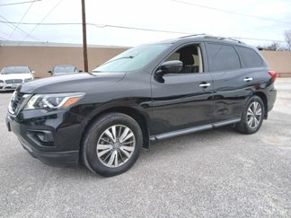 Used 2020 Nissan Pathfinder S image 1