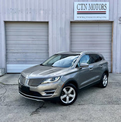 Used 2017 Lincoln MKC Premiere image 1