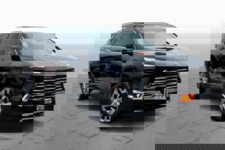 New 2025 Buick Enclave Preferred w/ LPO, Floor Liner Package image 1