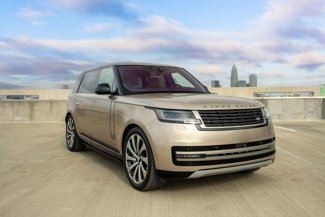 Used 2023 Land Rover Range Rover Long Wheelbase SE image 1