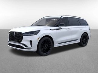 New 2025 Lincoln Aviator Reserve w/ Jet Appearance Package image 1