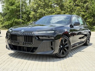 New 2025 BMW 750e xDrive w/ Executive Package image 1